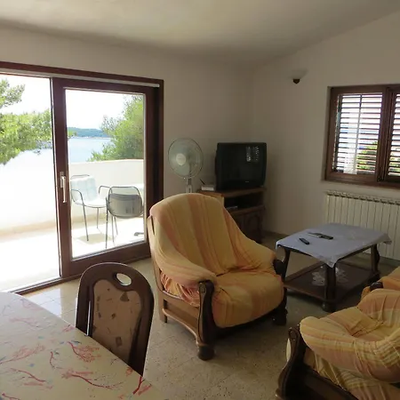 And Rogosic Apartment