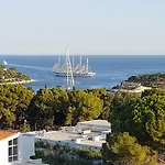 Daire And Rogosic Hvar Town
