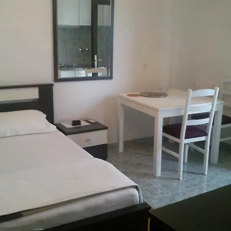 And Rogosic Apartment