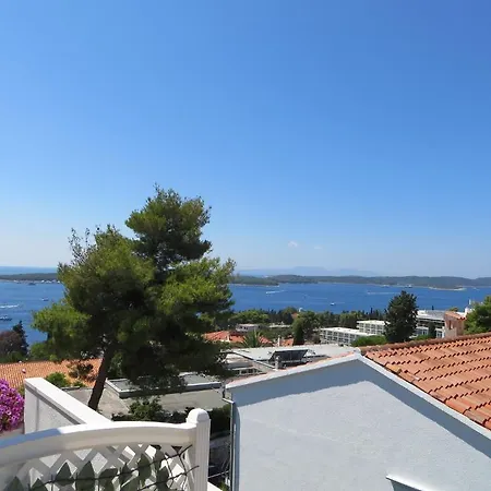 Apartment And Rogosic