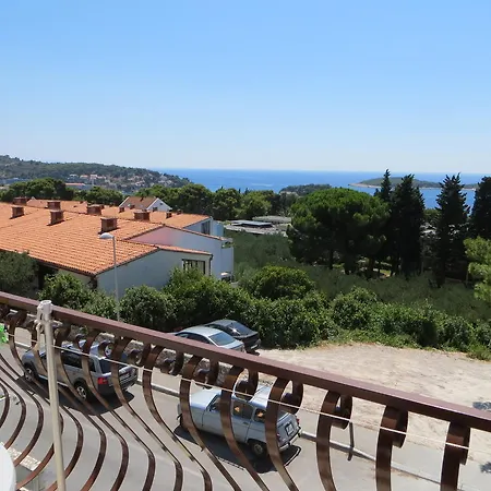 And Rogosic Apartment